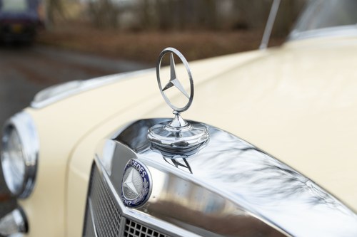 1960 Mercedes-Benz W128 220SE Cabriolet For Sale (picture 70 of 104)