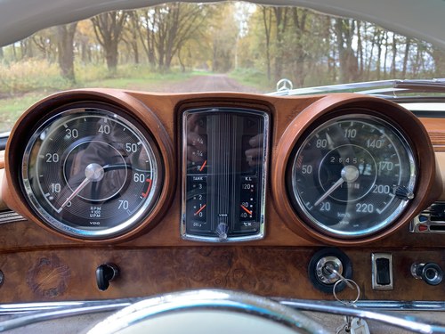1966 Mercedes-Benz 250 SE Te koop (foto 10 van 80)