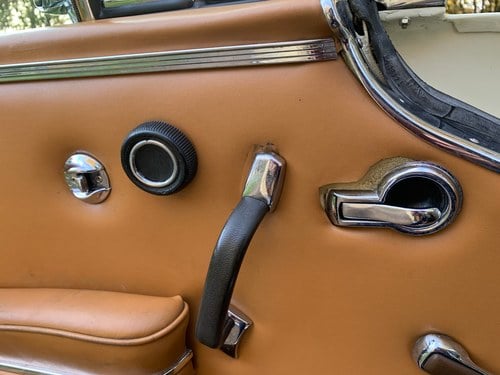 1966 Mercedes-Benz 250 SE Te koop (foto 29 van 80)