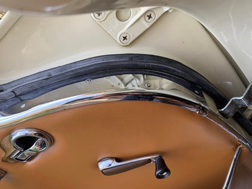 1966 Mercedes-Benz 250 SE Te koop (foto 27 van 80)