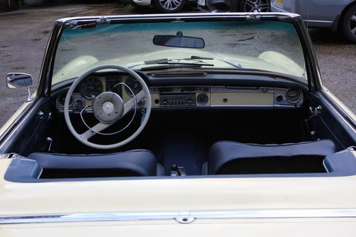 1967 Mercedes-Benz 250sl Pagoda (W113) zum Verkauf (Bild 57 von 123)