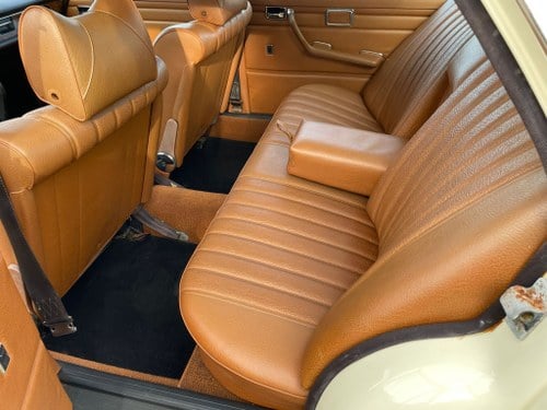 1970 Mercedes-Benz 250 (W114) En venta (imagen 24 de 64)