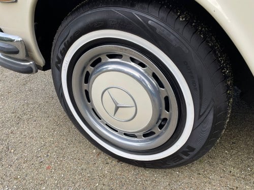 1970 Mercedes-Benz 250 (W114) En venta (imagen 14 de 64)