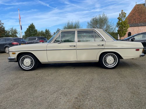 1970 Mercedes-Benz 250 (W114) En venta (imagen 4 de 64)