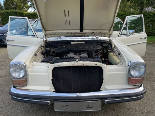 1970 Mercedes-Benz 250 (W114) En venta (imagen 39 de 64)