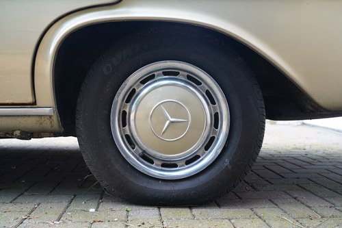 1972 Mercedes-Benz 280S LHD (W108) In vendita (immagine 20 di 140)