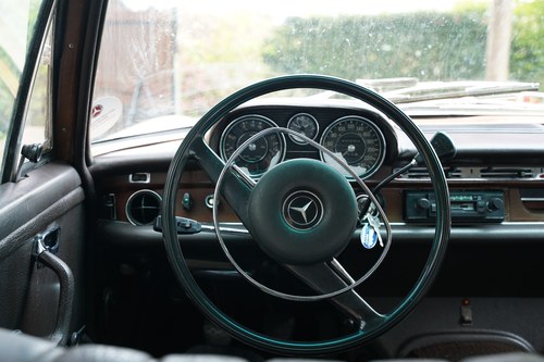 1972 Mercedes-Benz 280S LHD (W108) In vendita (immagine 51 di 140)