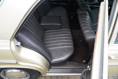 1972 Mercedes-Benz 280S LHD (W108) In vendita (immagine 48 di 140)