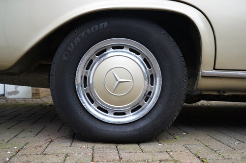 1972 Mercedes-Benz 280S LHD (W108) In vendita (immagine 19 di 140)