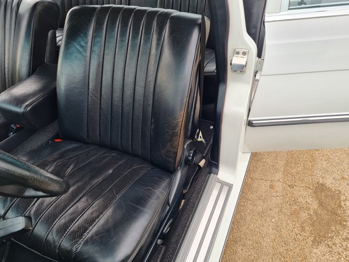 1974 Mercedes-Benz 350 SE (W116) In vendita (immagine 32 di 79)