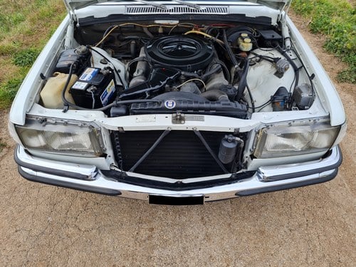 1974 Mercedes-Benz 350 SE (W116) In vendita (immagine 72 di 79)