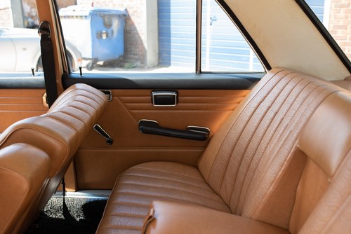 1975 Mercedes Benz 230-4 (W115) In vendita (immagine 33 di 140)