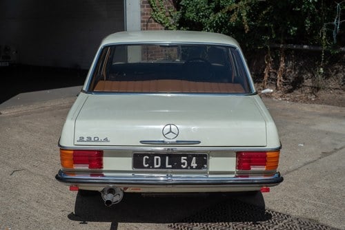 1975 Mercedes Benz 230-4 (W115) In vendita (immagine 6 di 140)