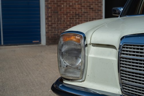 1975 Mercedes Benz 230-4 (W115) In vendita (immagine 89 di 140)