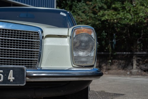 1975 Mercedes Benz 230-4 (W115) In vendita (immagine 91 di 140)