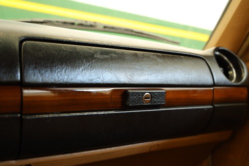 1985 Mercedes-Benz 230TE (T123) For Sale (picture 24 of 94)