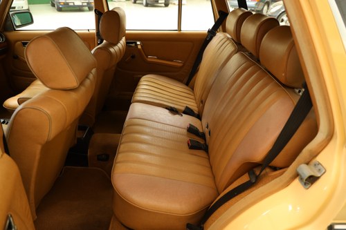 1985 Mercedes-Benz 230TE (T123) For Sale (picture 17 of 94)