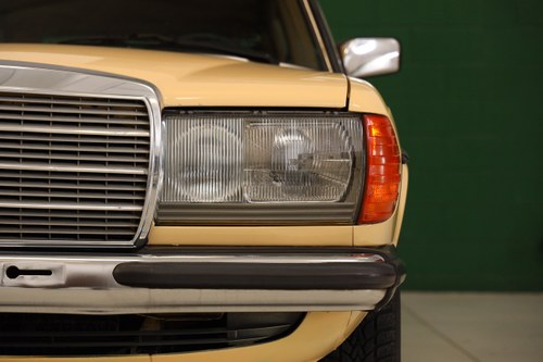 1985 Mercedes-Benz 230TE (T123) For Sale (picture 48 of 94)