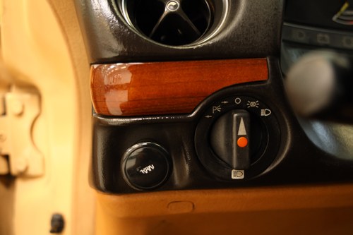 1985 Mercedes-Benz 230TE (T123) For Sale (picture 20 of 94)