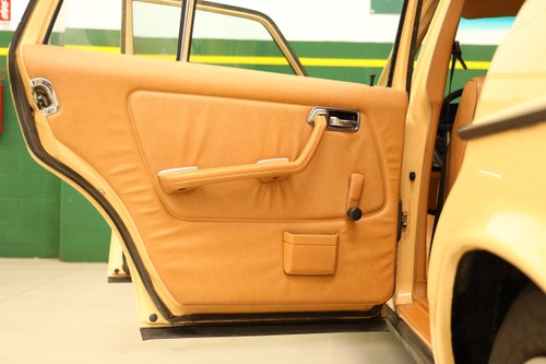 1985 Mercedes-Benz 230TE (T123) For Sale (picture 29 of 94)