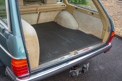 1985 Mercedes-Benz 280TE (W123 ) In vendita (immagine 120 di 261)