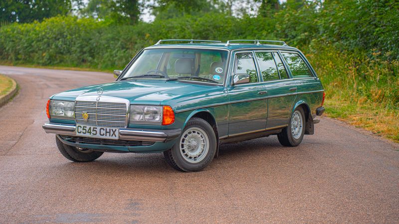 1985 Mercedes-Benz 280TE (W123 ) For Sale (picture 1 of 262)
