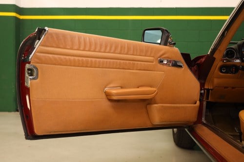 1985 Mercedes-Benz SL 500 (R107) zum Verkauf (Bild 42 von 100)