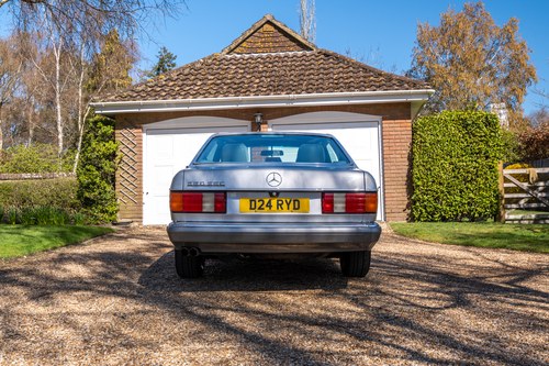 1986 Mercedes-Benz 560 SEC (W126) For Sale (picture 8 of 128)