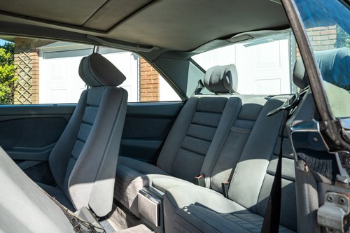 1986 Mercedes-Benz 560 SEC (W126) For Sale (picture 20 of 128)