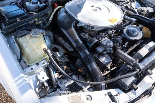 1986 Mercedes-Benz 560 SEC (W126) For Sale (picture 74 of 128)