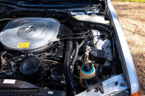 1986 Mercedes-Benz 560 SEC (W126) For Sale (picture 62 of 128)