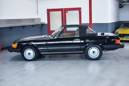 1986 Mercedes-Benz 560SL Convertible V8 (R107) - LHD Te koop (foto 8 van 48)