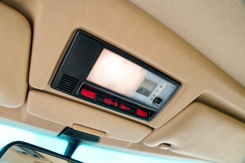 1989 Mercedes-Benz E200 (W124) For Sale (picture 47 of 109)