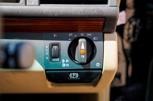 1989 Mercedes-Benz E200 (W124) For Sale (picture 68 of 109)