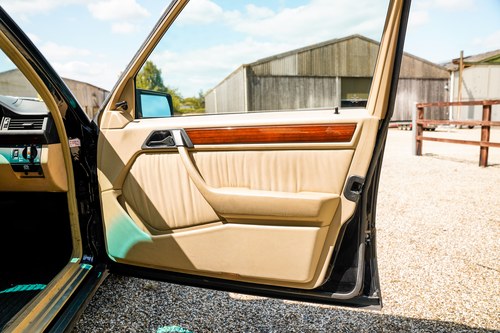 1989 Mercedes-Benz E200 (W124) For Sale (picture 60 of 109)