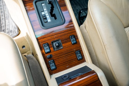 1989 Mercedes-Benz E200 (W124) For Sale (picture 46 of 109)