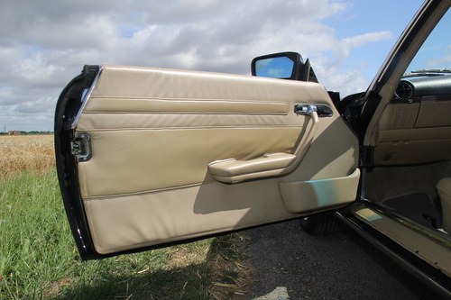 1989 Mercedes-Benz 300SL (R107) For Sale (picture 53 of 132)