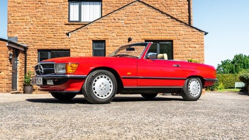 1989 Mercedes-Benz 300SL (R107) In vendita (immagine 2 di 127)