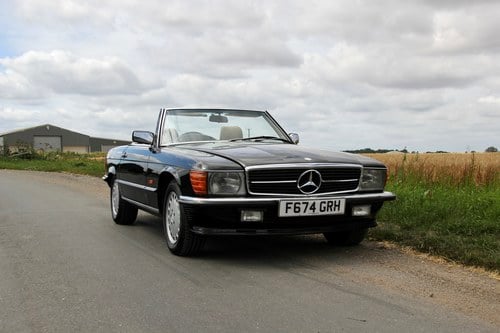 1989 Mercedes-Benz 300SL (R107) For Sale (picture 2 of 132)
