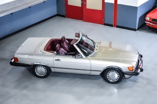 NO RESERVE - 1989 Mercedes-Benz 560SL (R107) à vendre (picture 13 of 125)