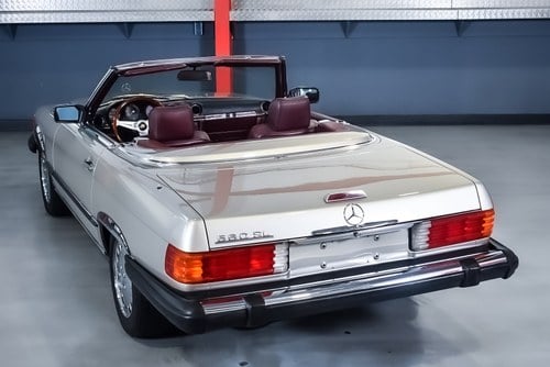 NO RESERVE - 1989 Mercedes-Benz 560SL (R107) à vendre (picture 15 of 125)