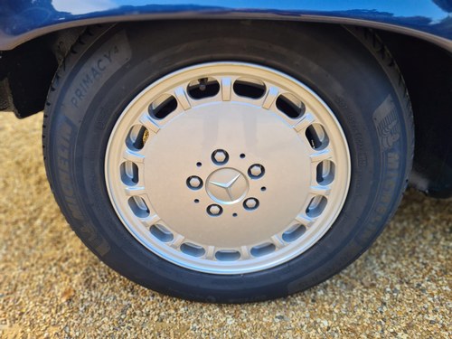 1989 Mercedes-Benz 300SL (R107) zum Verkauf (Bild 11 von 102)