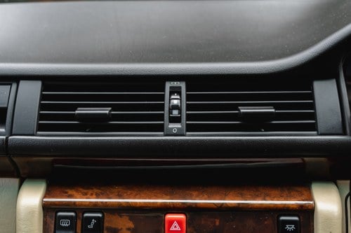 NO RESERVE - 1990 Mercedes-Benz 300 E (W124) En venta (imagen 45 de 200)