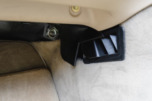 NO RESERVE - 1990 Mercedes-Benz 300 E (W124) En venta (imagen 89 de 200)