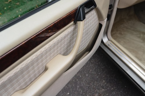 NO RESERVE - 1990 Mercedes-Benz 300 E (W124) En venta (imagen 83 de 200)