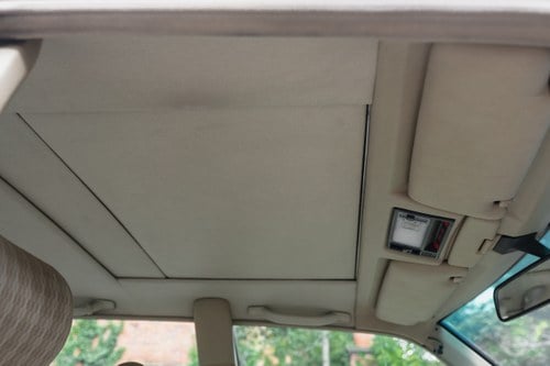 NO RESERVE - 1990 Mercedes-Benz 300 E (W124) En venta (imagen 58 de 200)