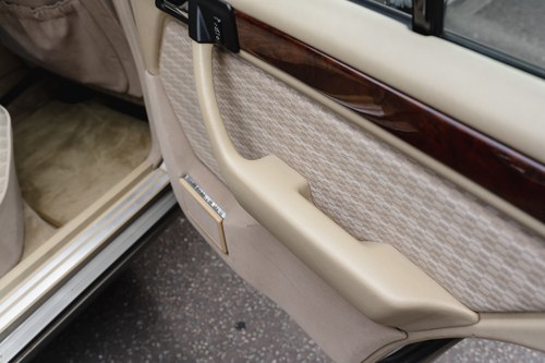 NO RESERVE - 1990 Mercedes-Benz 300 E (W124) En venta (imagen 67 de 200)