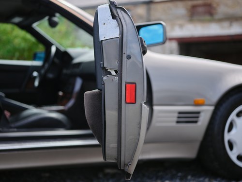 1991 Mercedes-Benz 500SL R129 LHD ex-Japan For Sale (picture 57 of 160)