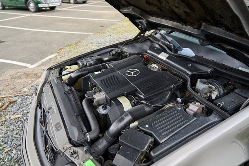 1991 Mercedes-Benz 500SL R129 LHD ex-Japan For Sale (picture 132 of 160)