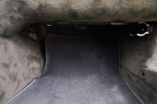 1991 Mercedes-Benz 500SL R129 LHD ex-Japan For Sale (picture 46 of 160)